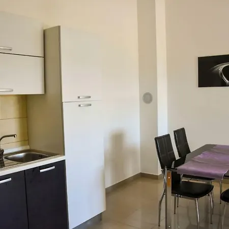 Sara Apartman