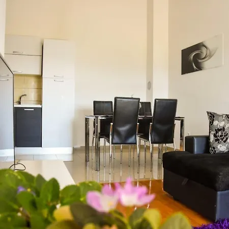 Sara Apartment